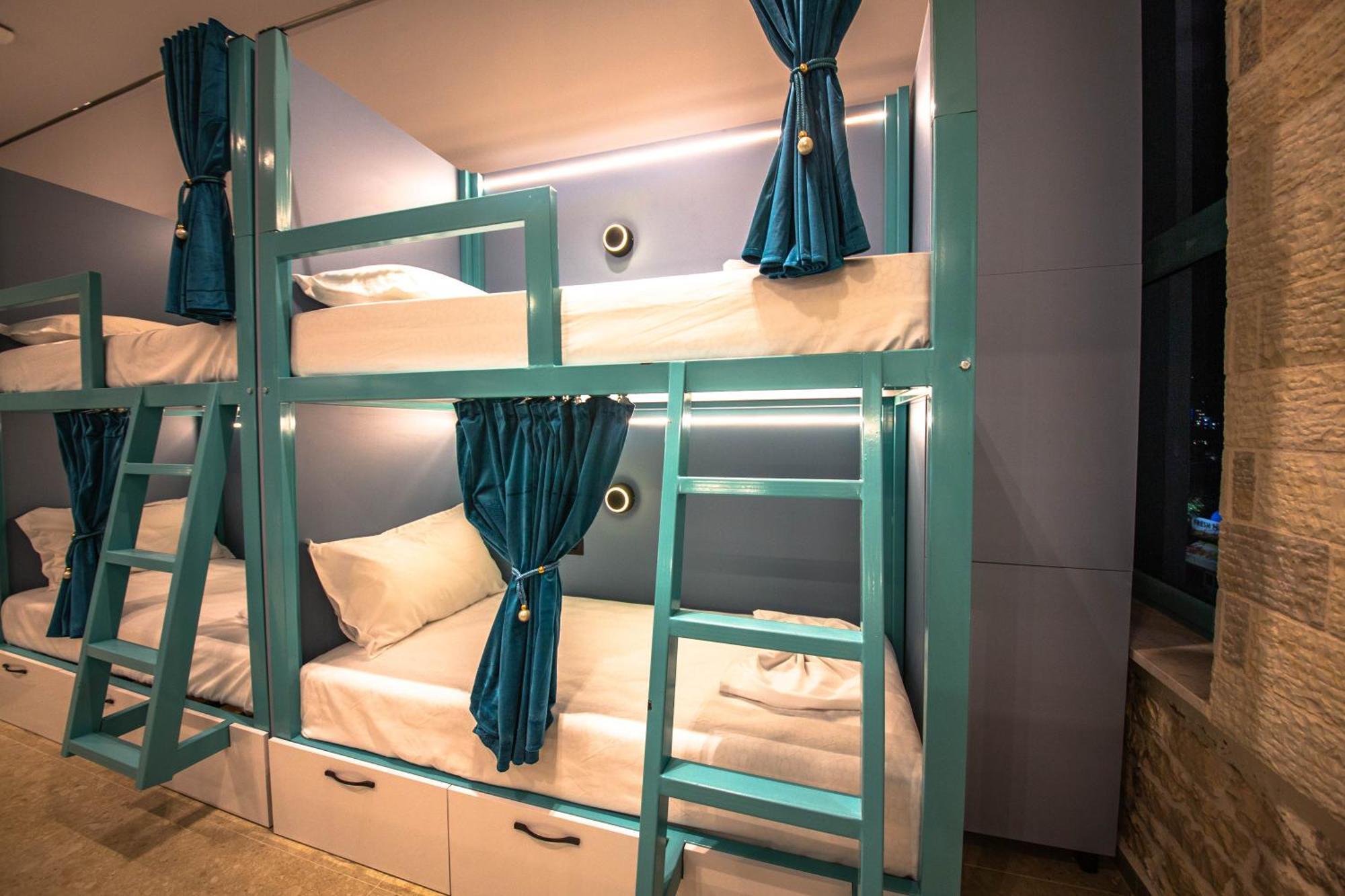 Vega 43 Hostel Sarandë Eksteriør bilde